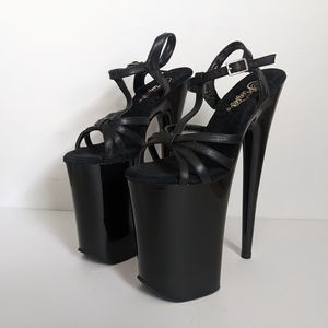 9" Black Strappy Pleasers